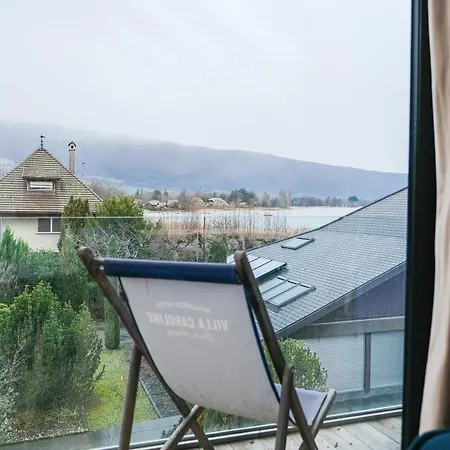 Caroline, D'annecy
