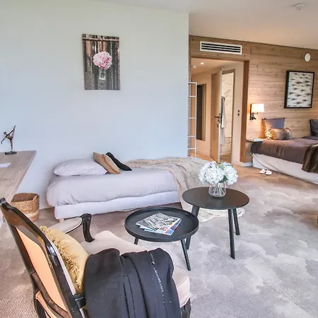 Hotel Caroline, D'annecy 4*